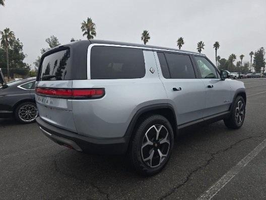 2024 rivian r1s adventure
