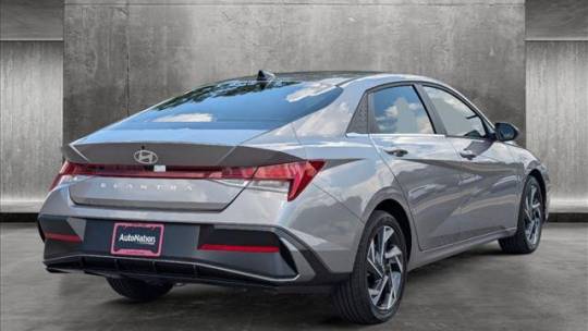 2024 Hyundai Elantra