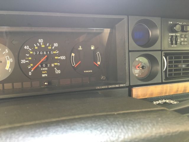1993 volvo 240 classic sedan