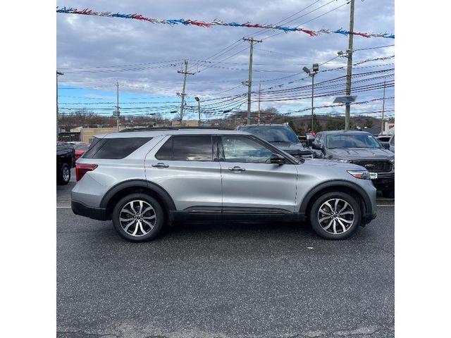 2021 ford explorer st