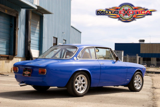1974 alfa romeo gtv, amazing custom leather interior, lemans blue exterior