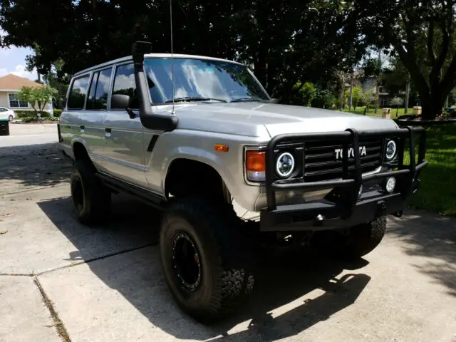 1987 fj60 landcruiser 5 speed manual 4x4 resto mod orlando, florida 32819