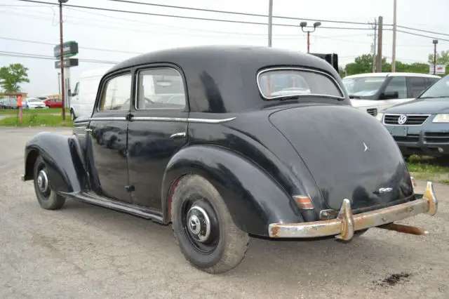 1953 mercedes-benz 4 door