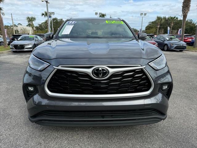 2022 toyota highlander xle