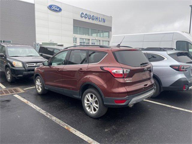 2018 ford escape se