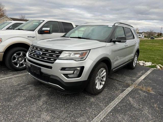 2017 ford explorer xlt