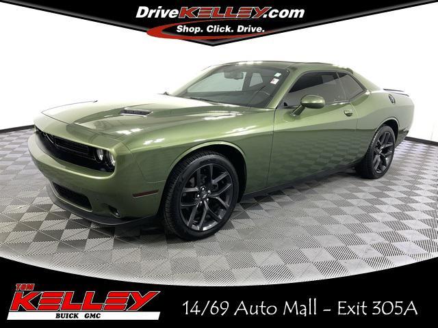 2020 dodge challenger sxt