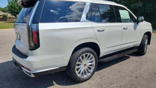 2024 Cadillac Escalade premium luxury