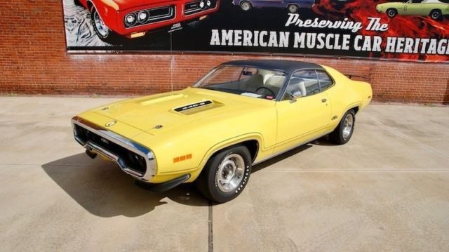 top banana yellow 1971 plymouth gtx 440 3x2bbl six pack 727 auto console for sal