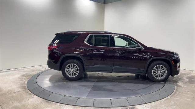 2023 chevrolet traverse lt cloth