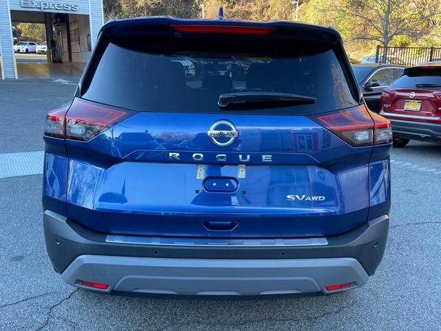 2021 nissan rogue sv