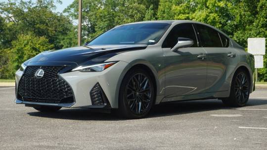 2023 Lexus IS