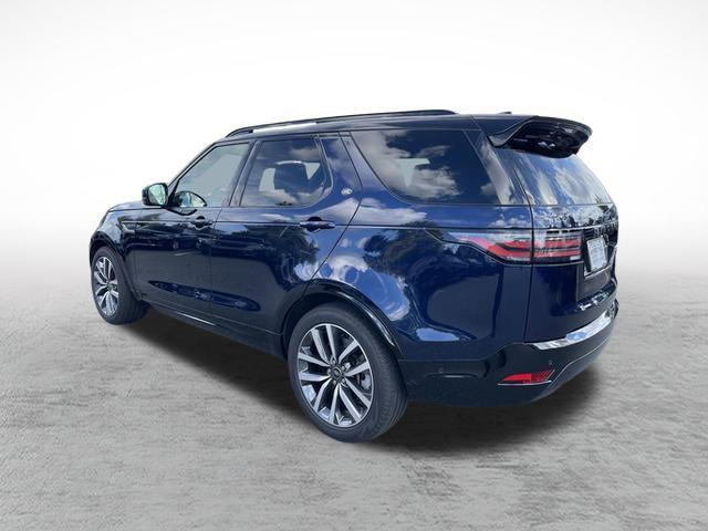 2023 land rover discovery p360 s r-dynamic
