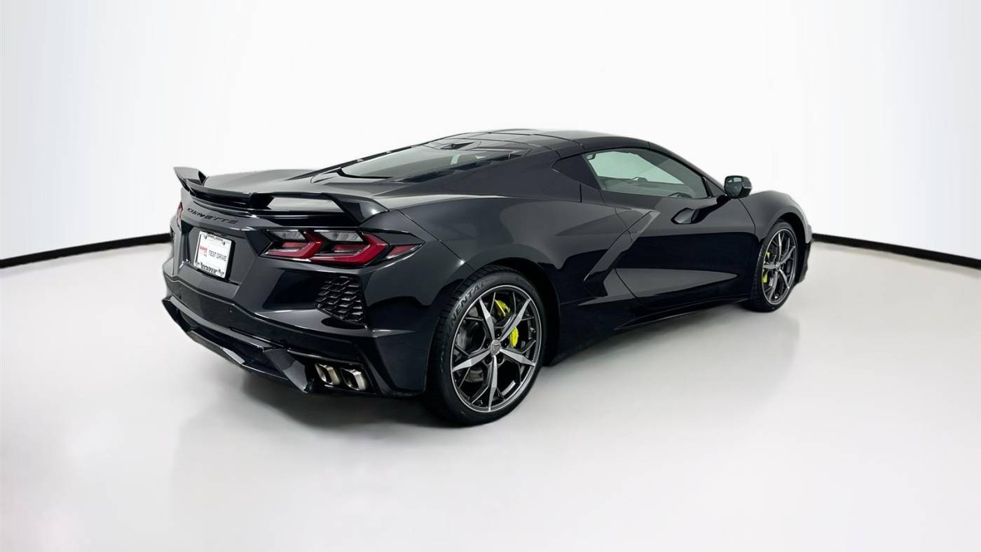 2021 chevrolet corvette stingray