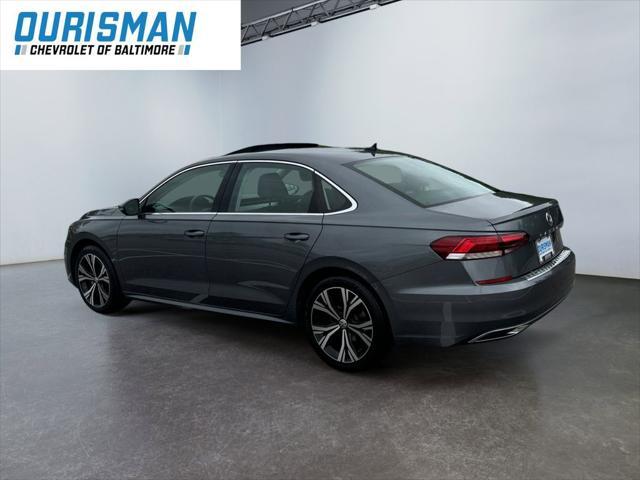 2022 volkswagen passat 2.0t se