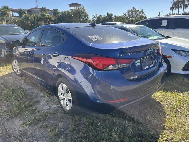 2016 hyundai elantra se