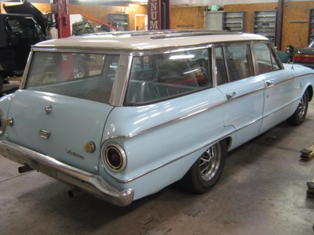 1961 ford falcon wagon