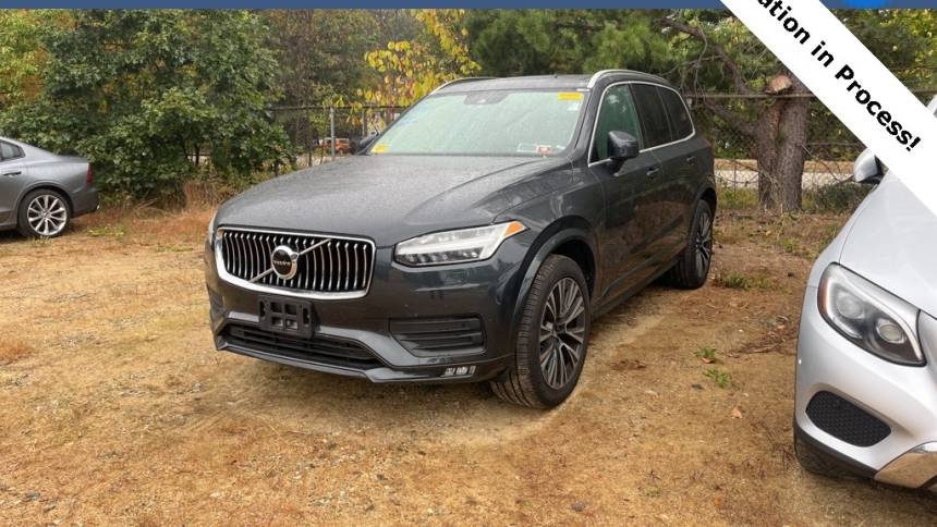 2022 volvo xc90 t6 momentum 7-passenger
