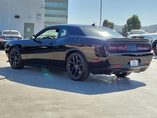 2020 dodge challenger