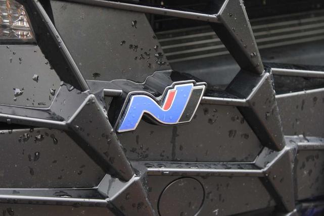 2022 hyundai elantra n base