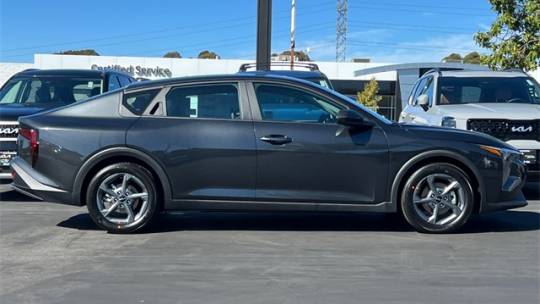 2025 Kia K4
