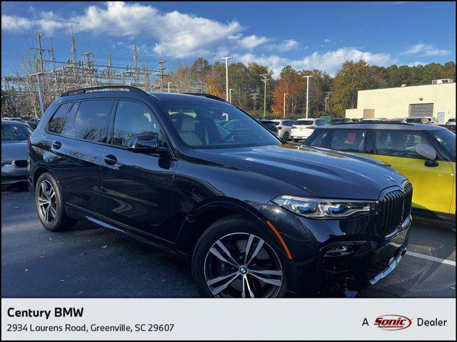 2021 bmw x7 m50i
