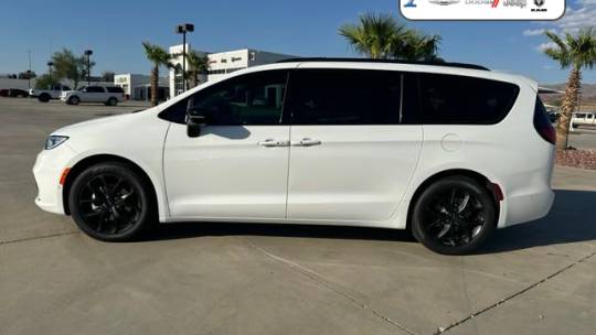 2024 Chrysler Pacifica