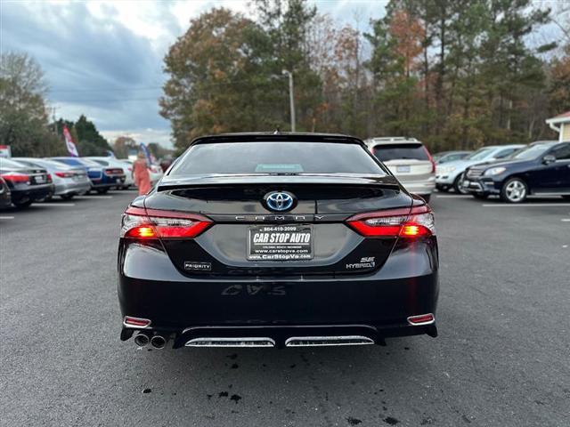 2022 toyota camry hybrid