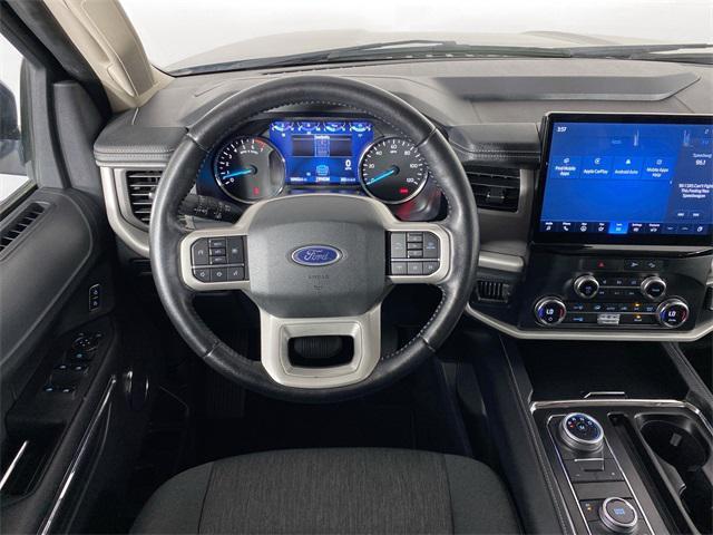 2022 ford expedition xlt