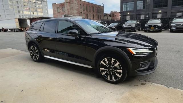 2024 volvo v60 cross country ultimate