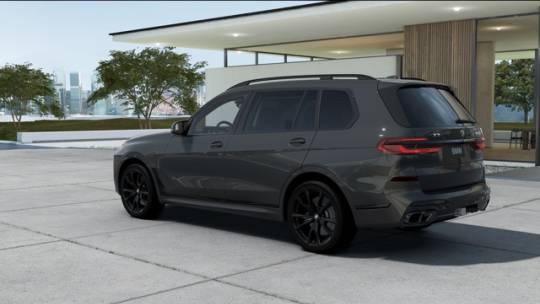 2025 BMW X7