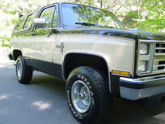 one owner 1986 chevy k5 6.2l diesel 4wd only 124k original miles no rust garaged