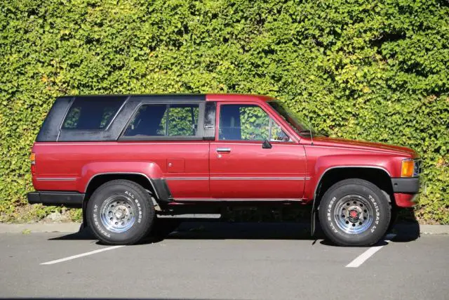 1987 toyota 4 runner - original paint - manual 4x4 - 22re - nice!
