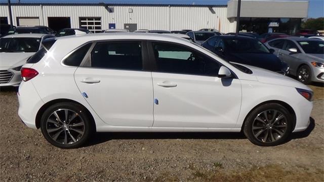 2018 hyundai elantra gt base 4dr hatchback 6m for sale in enfield, connecticut