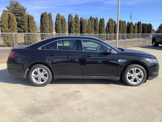 2019 ford taurus sel