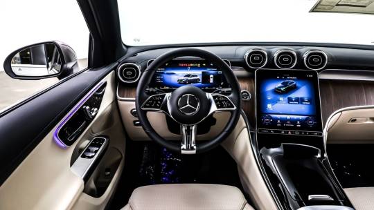2025 Mercedes-Benz GLC