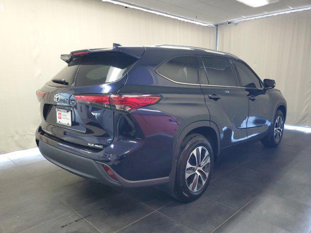 2021 toyota highlander xle