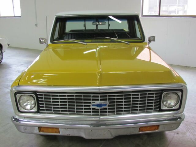 1970 chevrolet c10 -pickup- 69 miles yellow pickup 350 v8 automatic