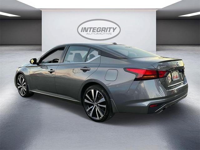 2021 nissan altima 2.5 sr