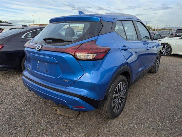 2021 nissan kicks sv