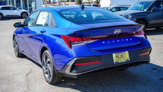 2025 Hyundai Elantra