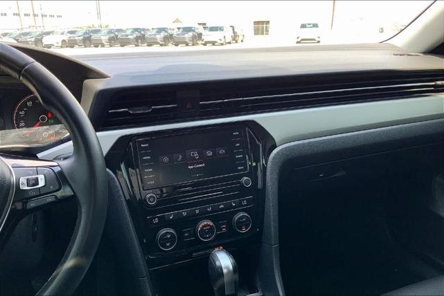 2021 volkswagen passat 2.0t se