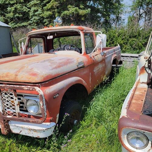 1963 ford f100, in-line 6, 4spd, 4x4. body is pretty decent other than the box