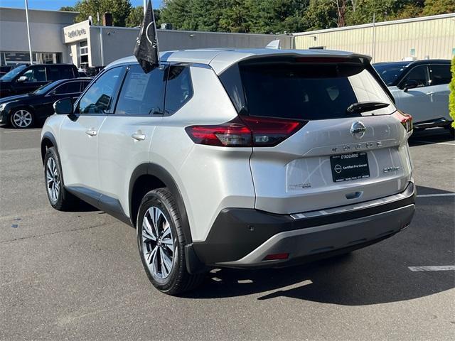 2021 nissan rogue sv