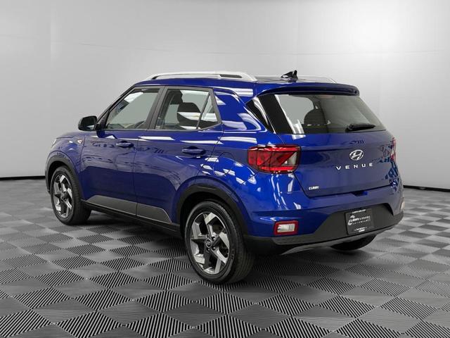 2022 hyundai venue sel