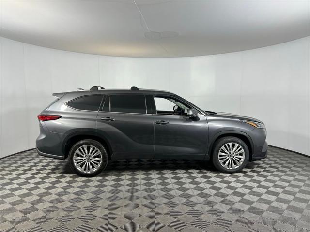 2023 toyota highlander platinum