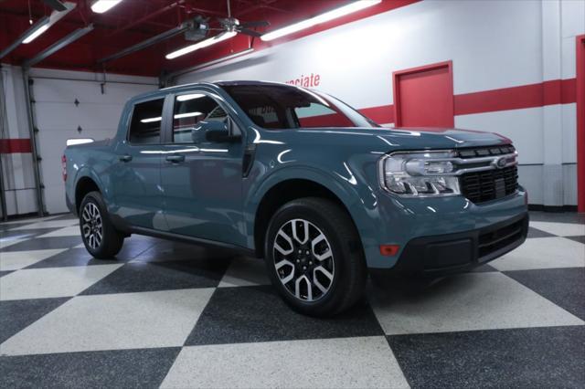 2022 ford maverick lariat