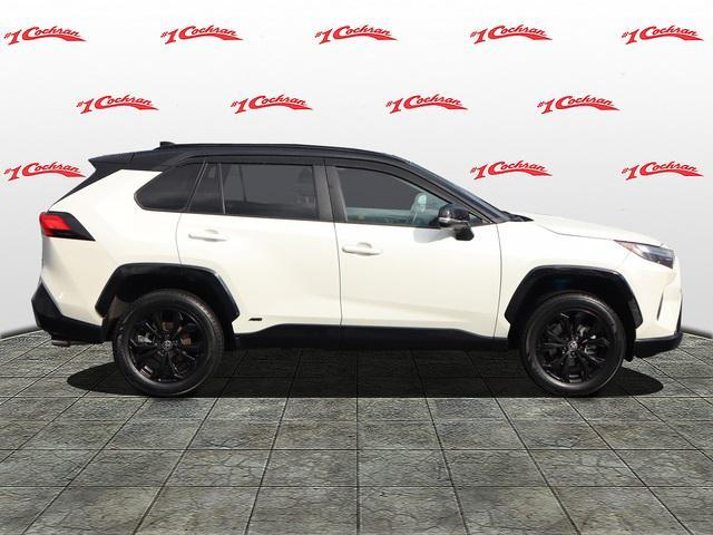 2022 toyota rav4 hybrid se