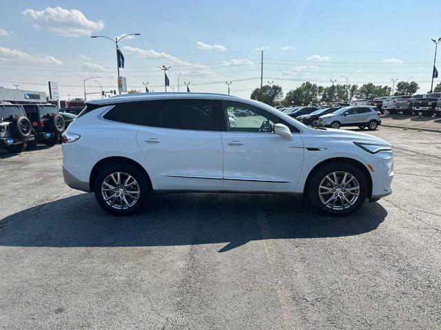 2022 buick enclave premium