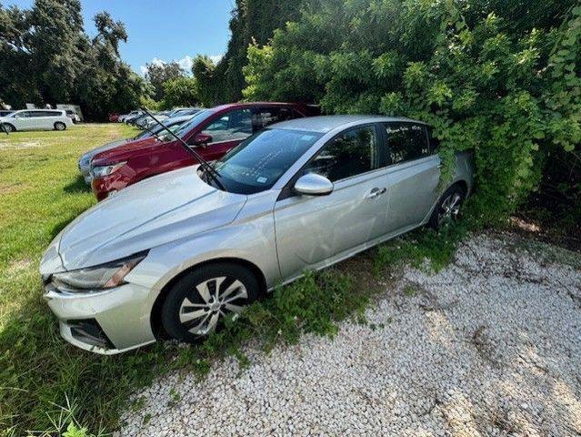 2023 nissan altima s fwd